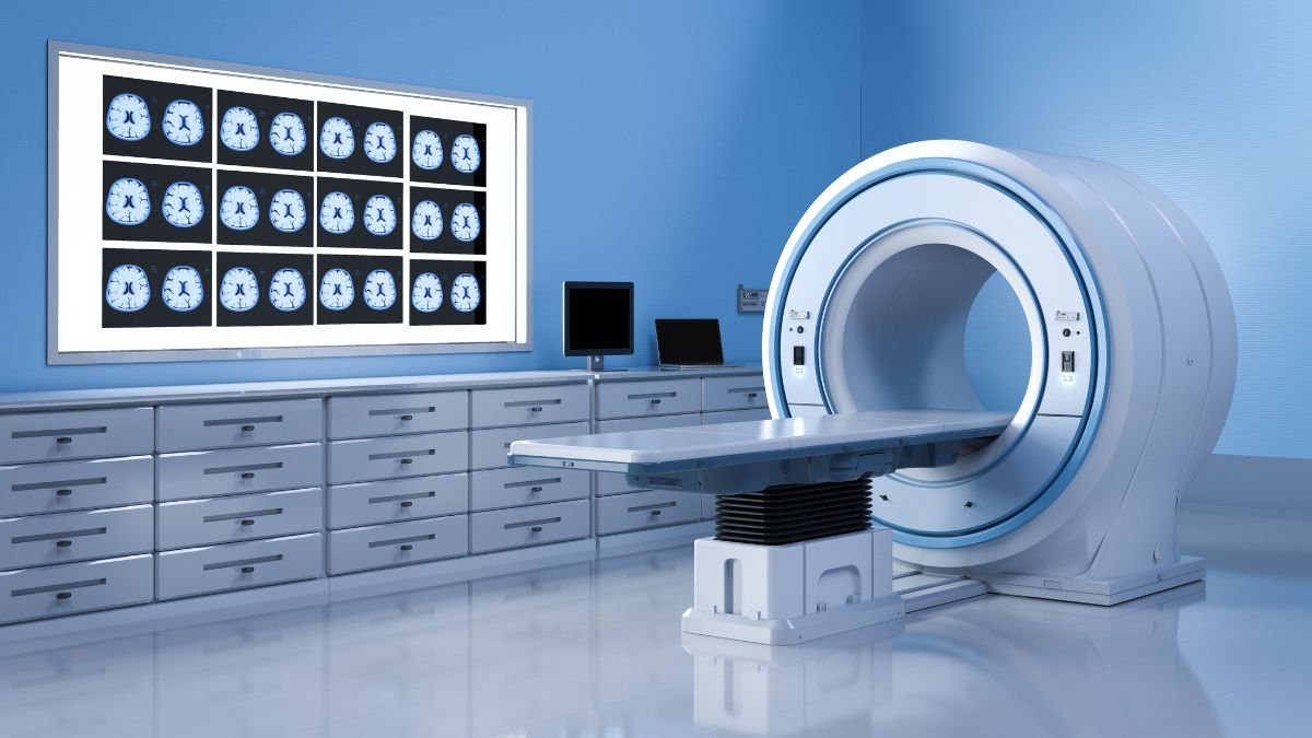 Modern MRI berendezés egy orvosi rendelőben Budapesten.